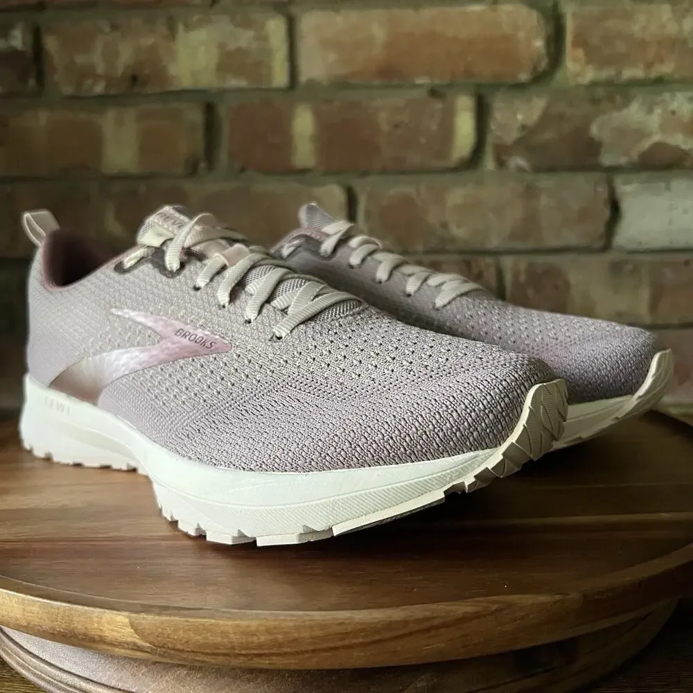 Brooks Revel 4 Womens 9.5 Pink Purple Neutral Cushion Running Shoes Sneakers